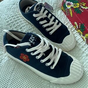 Kenzo Navy and White Sneakers